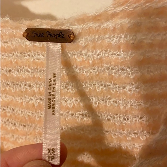 Free People swoop neck long sleeve sweater - Picture 6 of 7